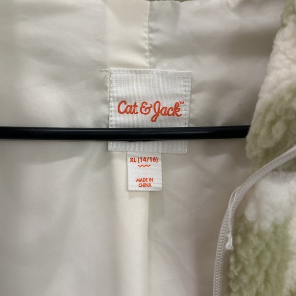 Green Checkered Sherpa - Picture 3 of 4